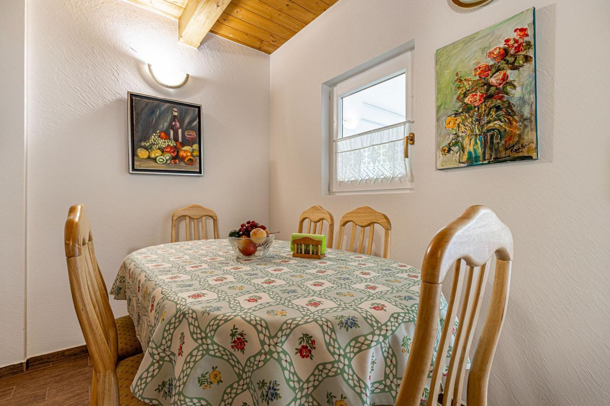 Ladybug House With Whirlpool - Happy Rentals Fokovci Экстерьер фото